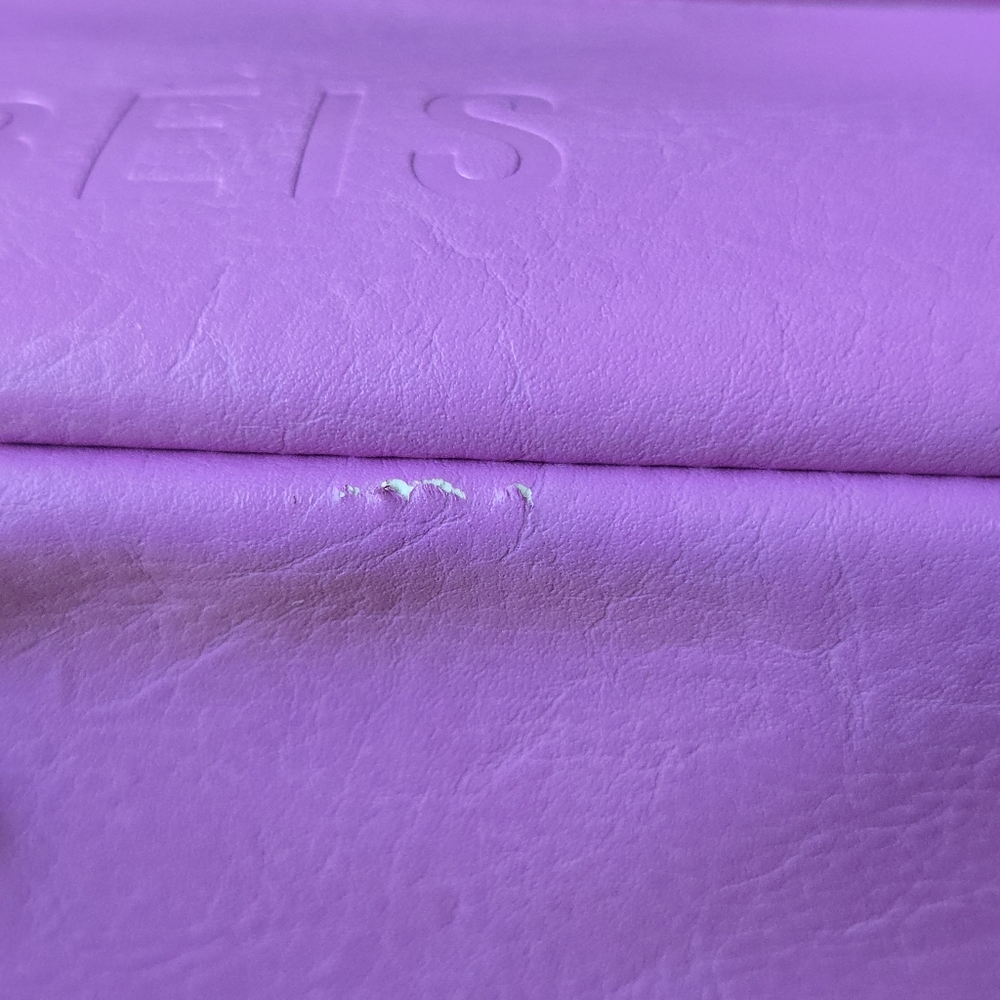 BEIS Berry Mini Weekender Limited Edition - Picture 10 of 14